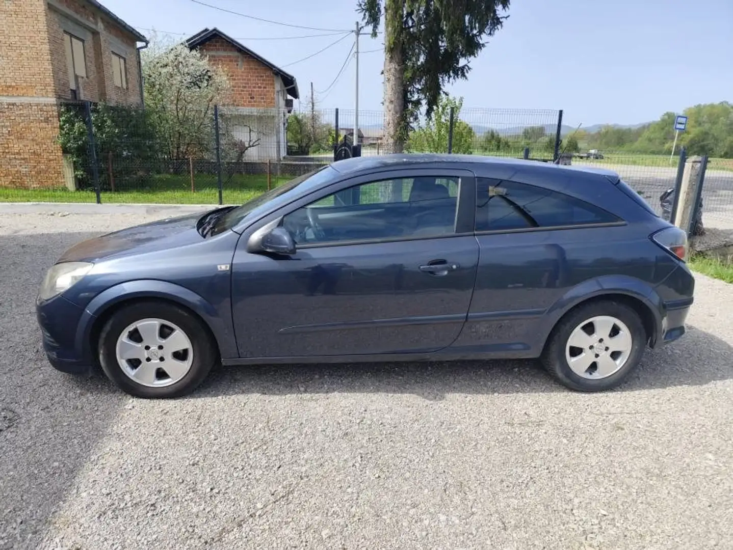 Opel Astra 1.4i Bleu - 1