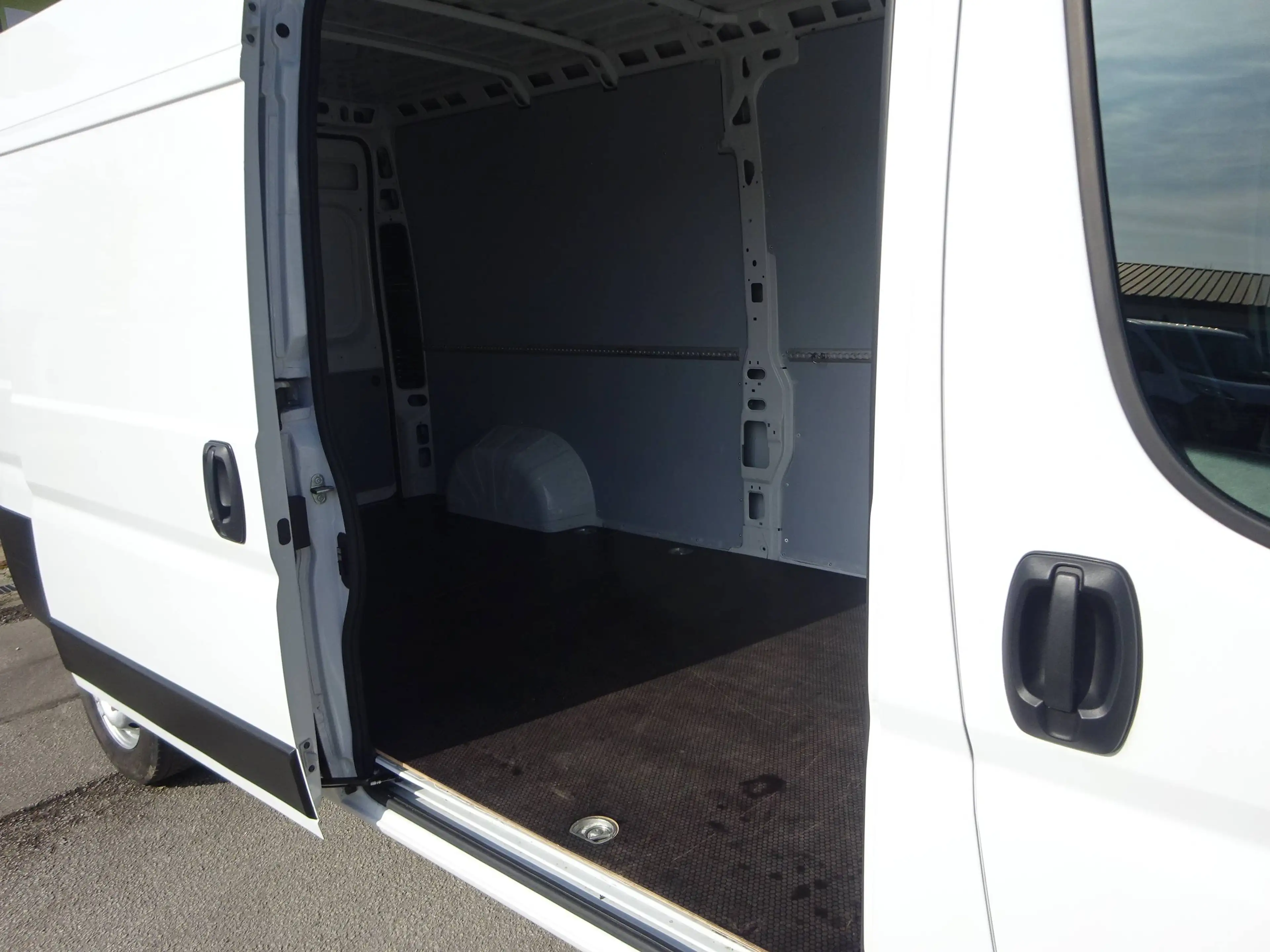 Fiat Ducato 140 L3H2 Klimaauto. Temp. Totw. nur 69900km KD NEU — photo 12