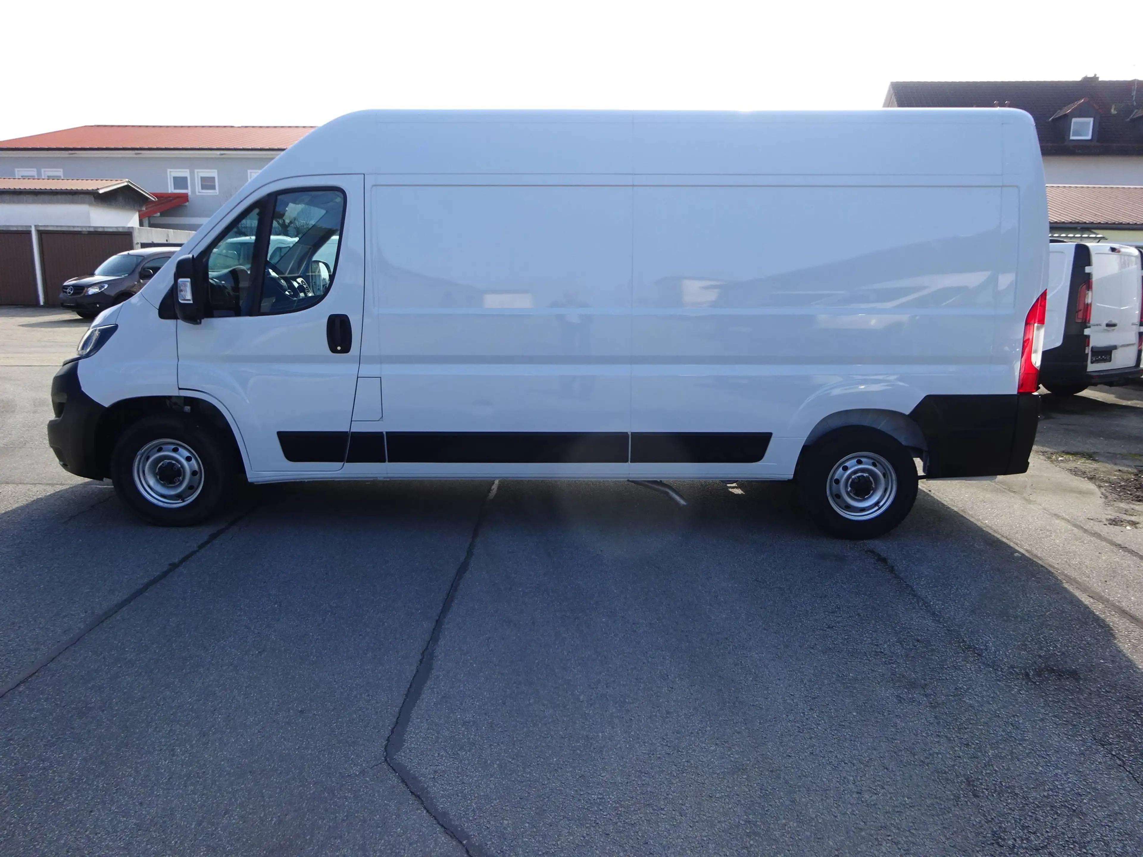 Fiat Ducato 140 L3H2 Klimaauto. Temp. Totw. nur 69900km KD NEU — photo 2