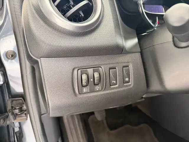 Renault Clio view 15