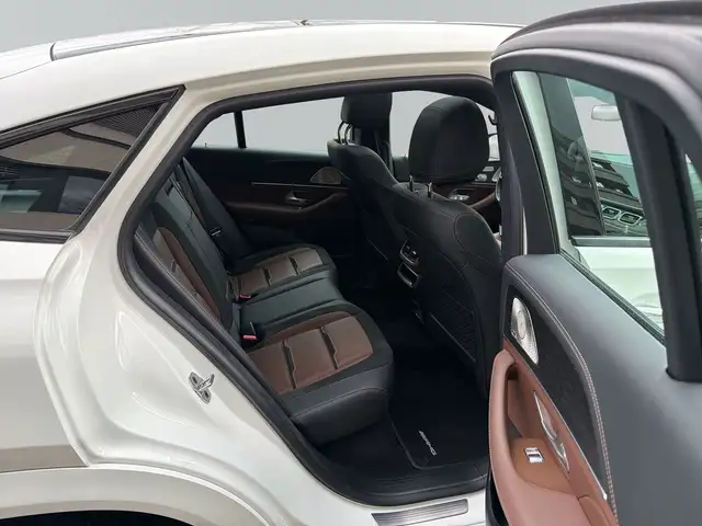 Mercedes-Benz GLE view 11