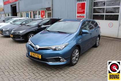 Toyota Auris Touring Sports 1.8 Hybrid Lease Exclusive apple ca