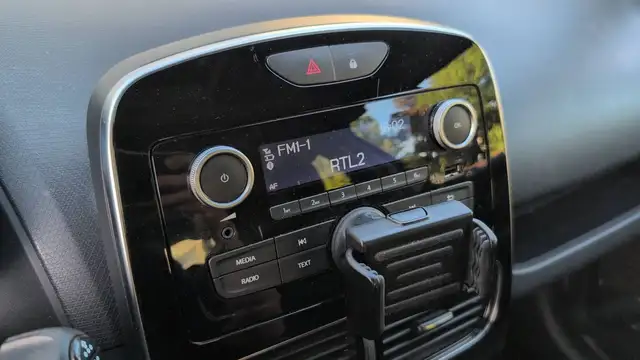 Renault Clio view 13