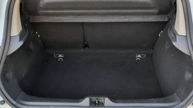 Renault Clio view 14