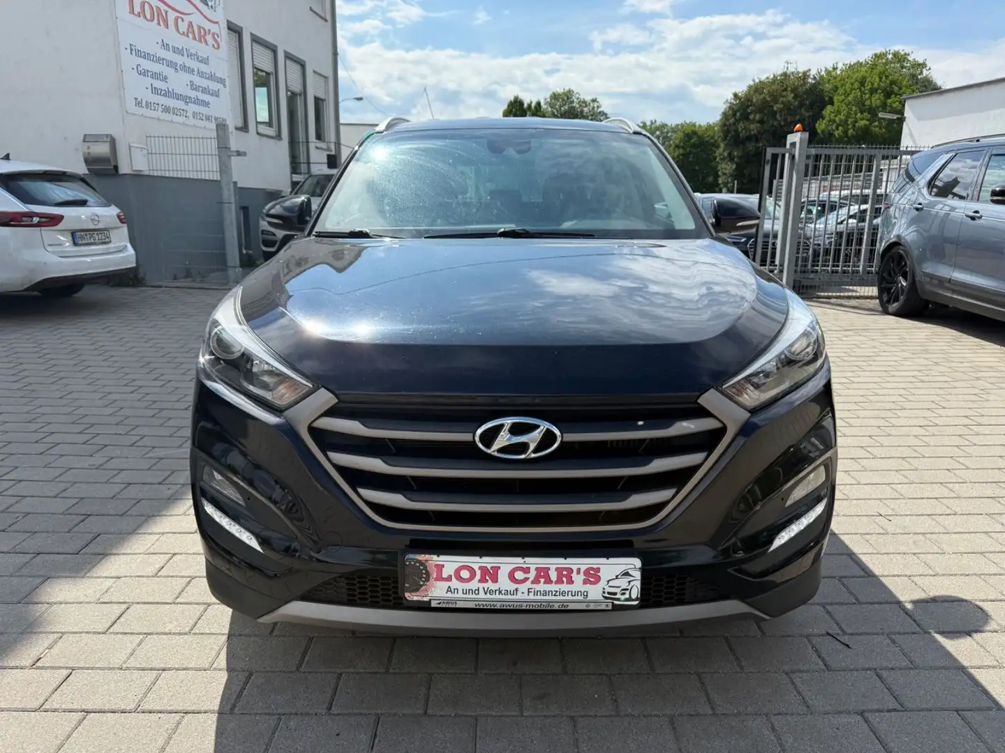 Hyundai TUCSON Intro Edition 4WD/Navi/Kamera/Totw/TOP Zwart - 2