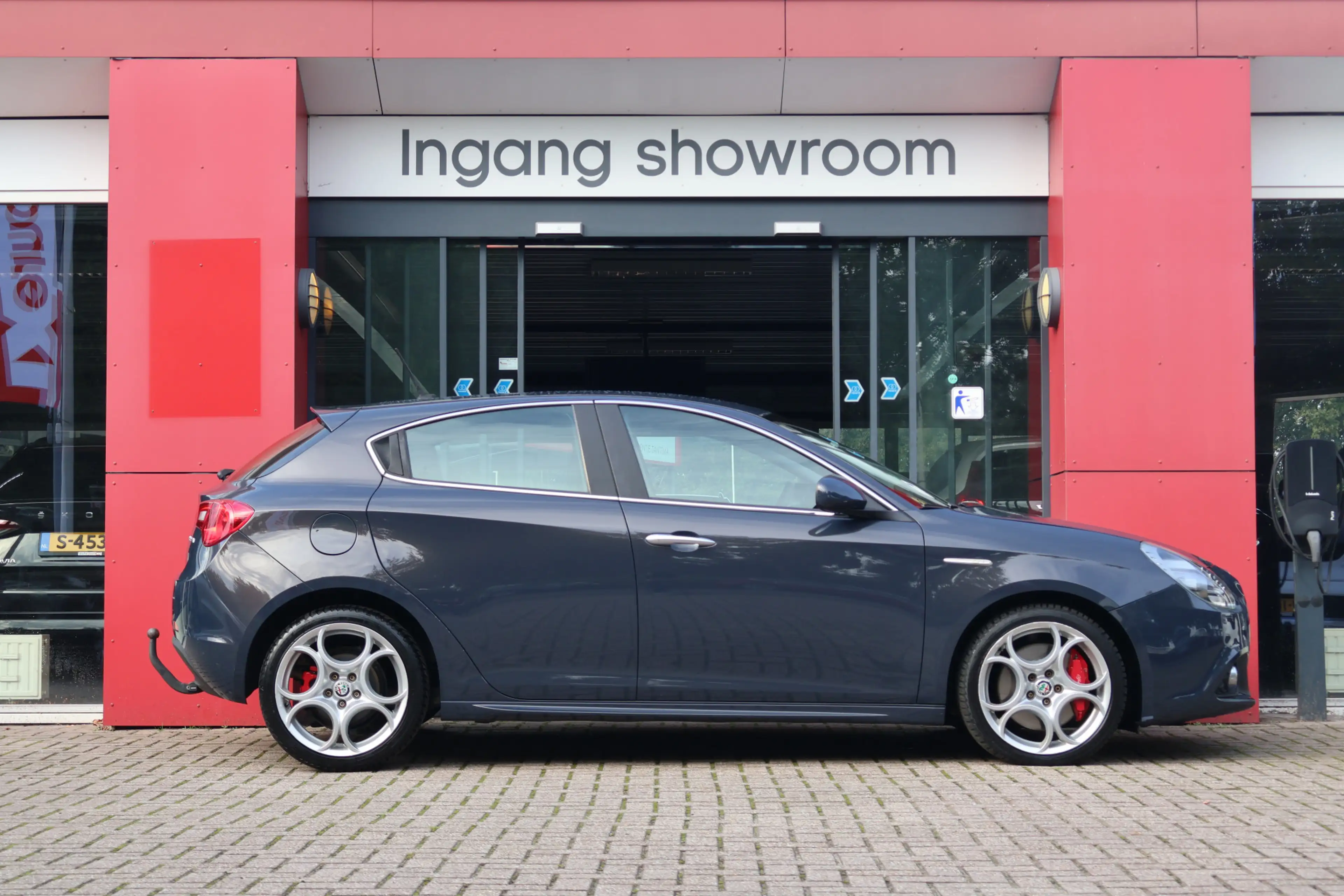 Alfa Romeo Giulietta 1.6 JTDm Super Automaat | Origineel NL | Navigatie — photo 3