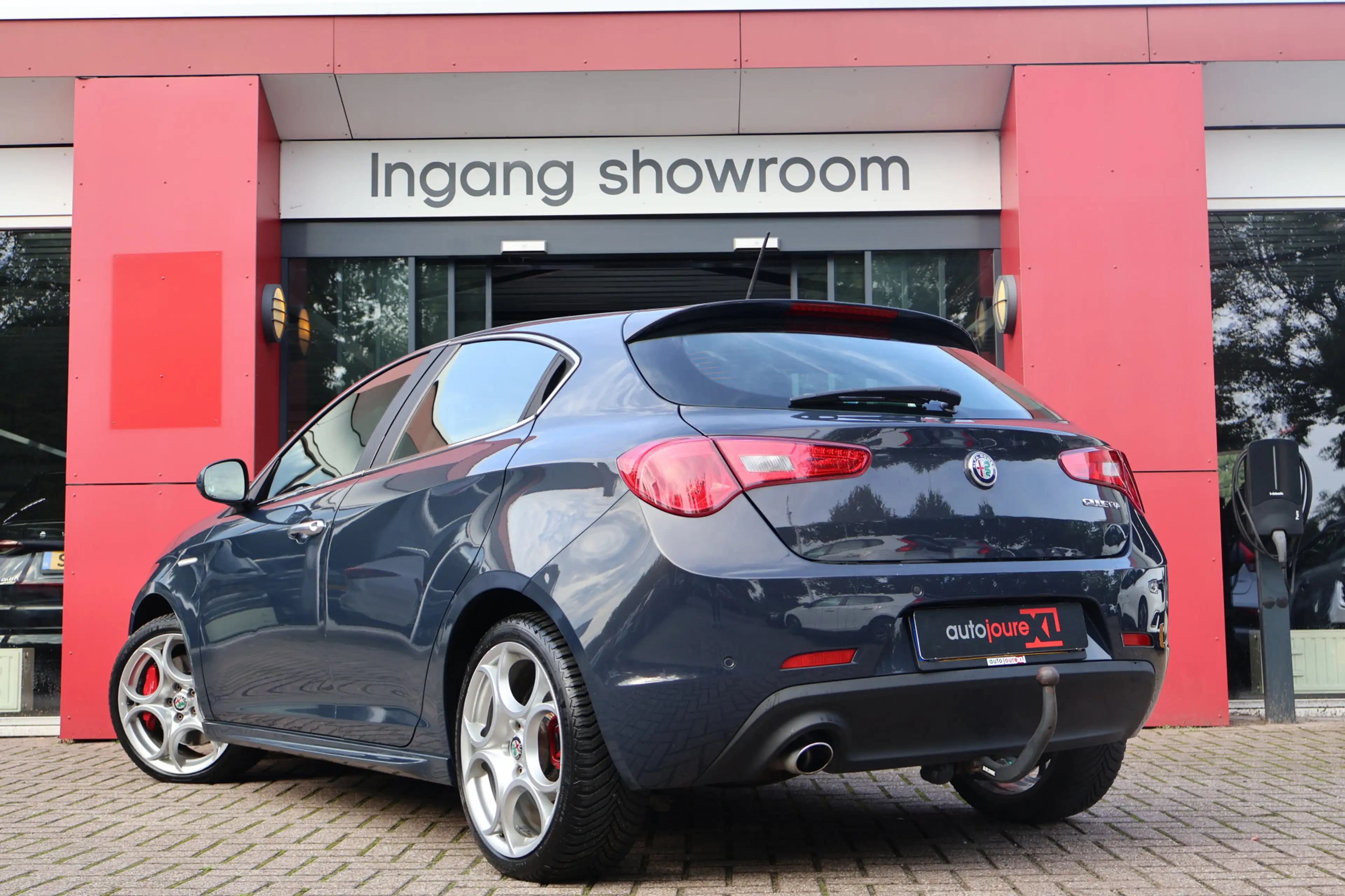 Alfa Romeo Giulietta 1.6 JTDm Super Automaat | Origineel NL | Navigatie — photo 24
