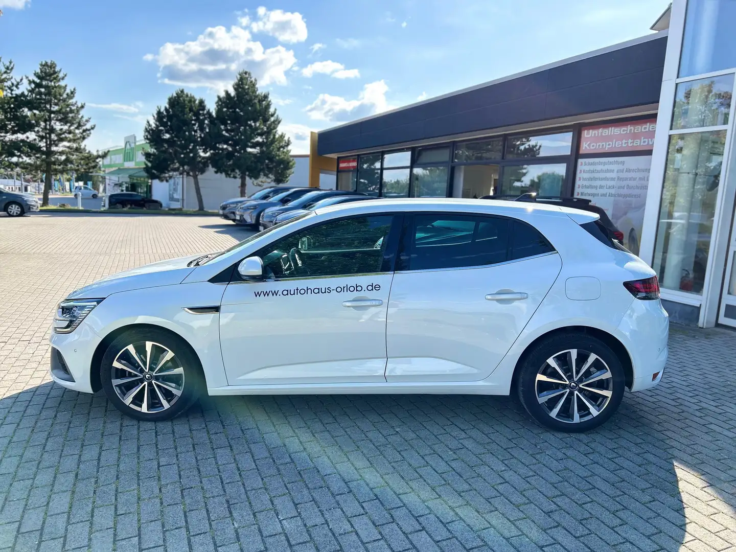 Renault Megane E-TECH Plug-in Hybrid 160 R.S. LINE *LED*DAB*EASYP Blanco - 2