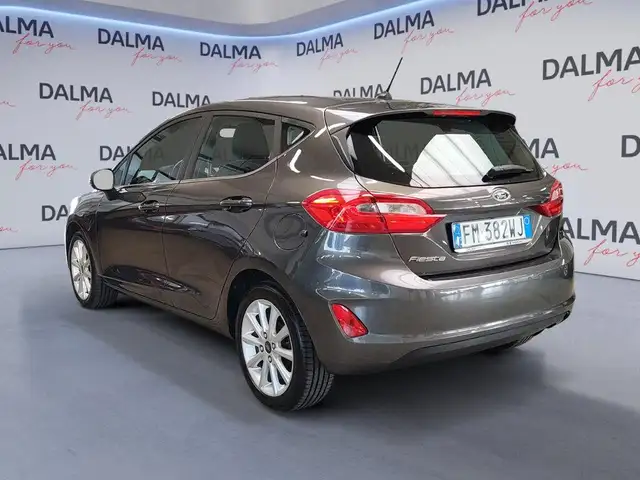 Ford Fiesta view 3
