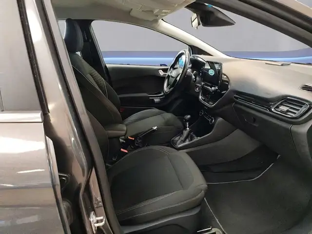 Ford Fiesta view 14