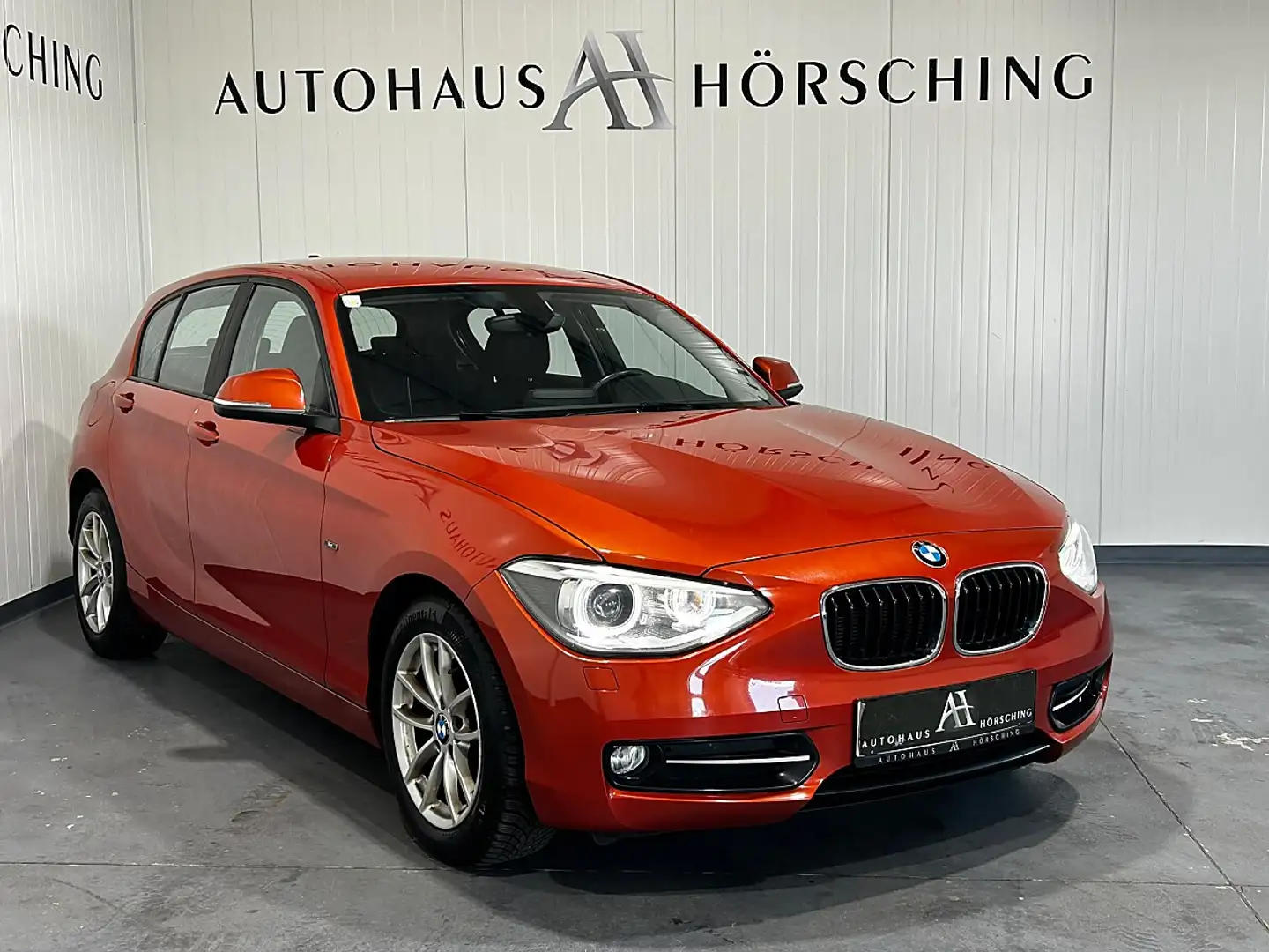 BMW 116 i Österreich-Paket Orange - 1