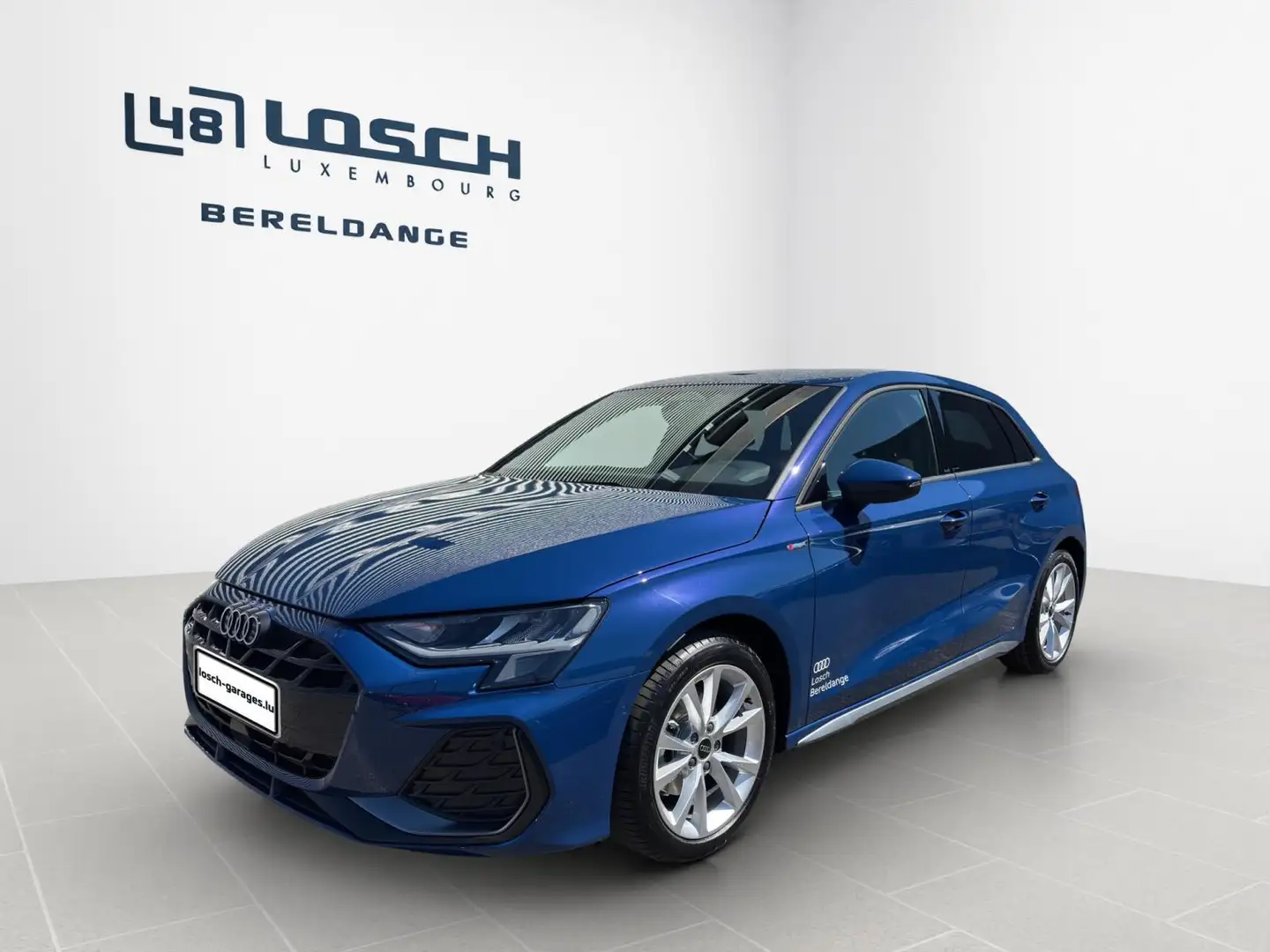Audi A3 S line Blau - 1