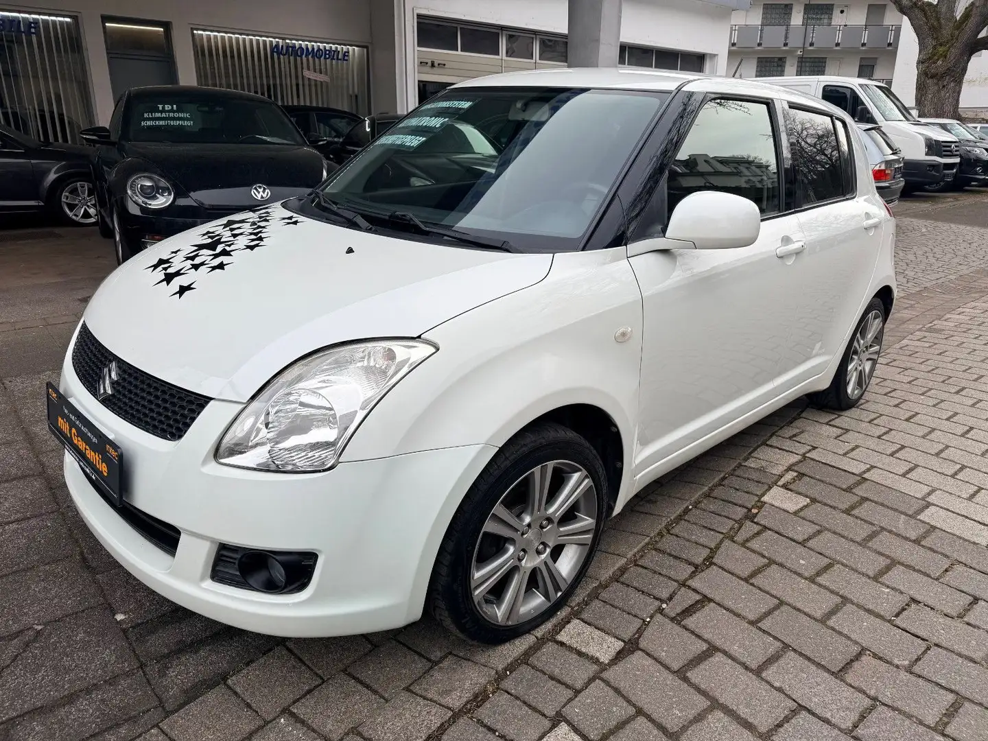 Suzuki Swift 1.3 Lim. B&W,Kupplung,Inspektion u. HU Neu Weiß - 1