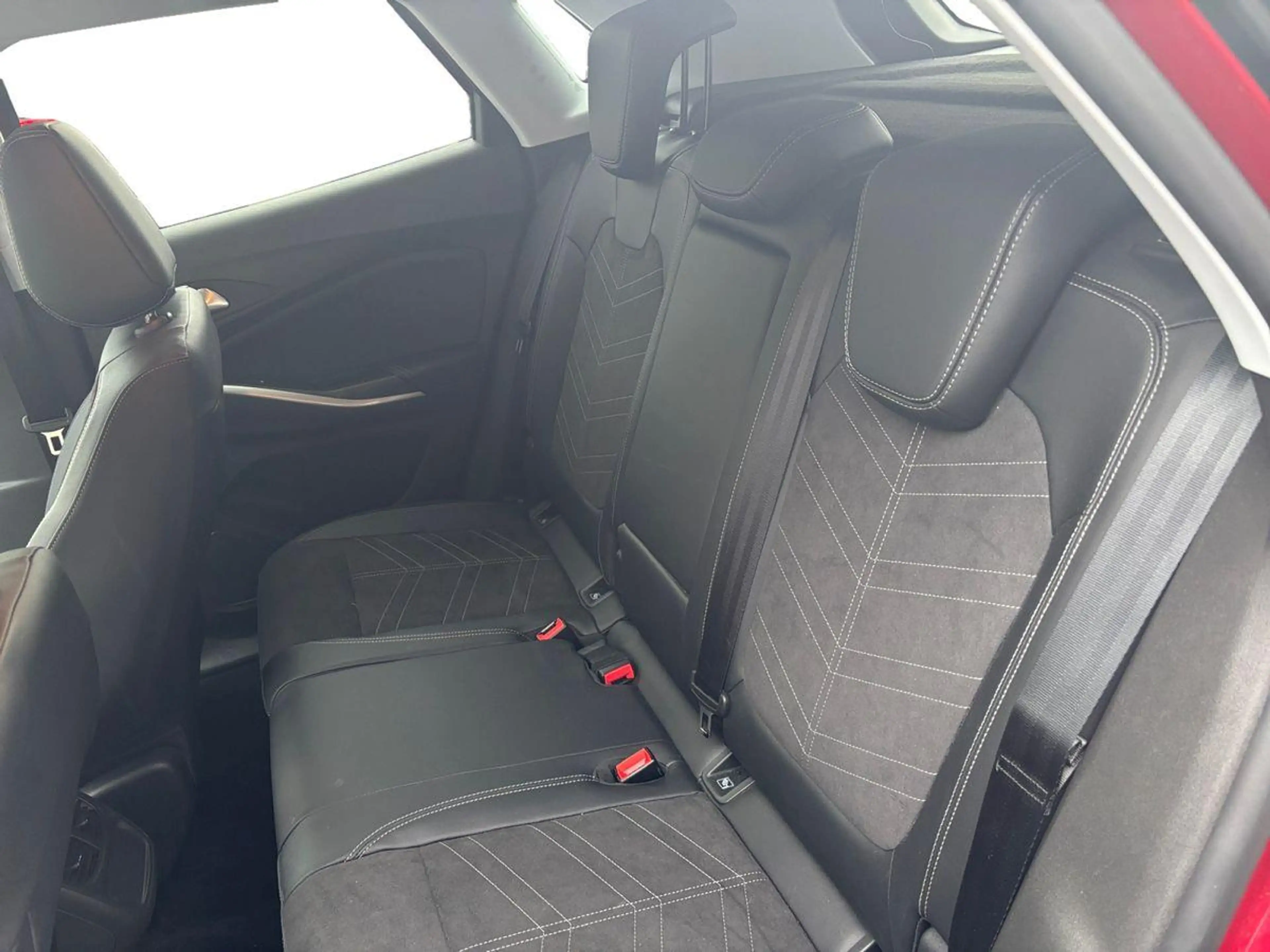 Opel Grandland Elegance Metallic — photo 14