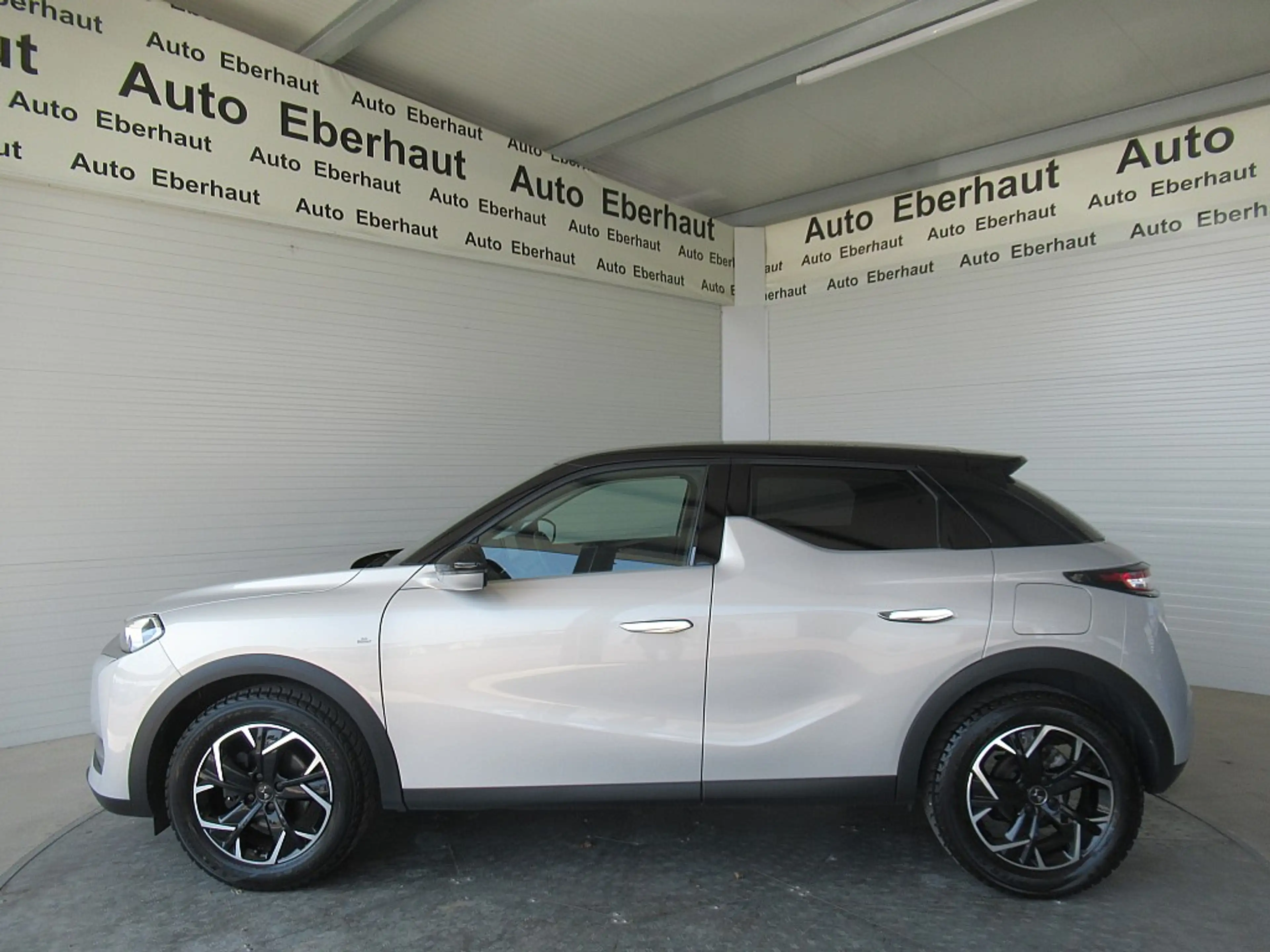 DS Automobiles DS 3 DS3 Crossback PT 100 Bastille *Navi *Keyless *R... — photo 2