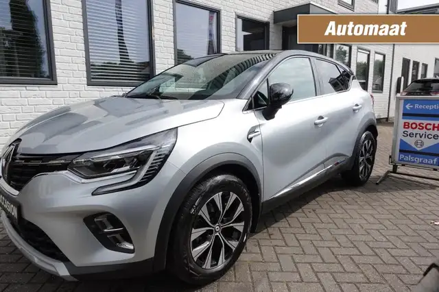Renault Captur 1.3 TCE Techno Automaat  17.000 km !!