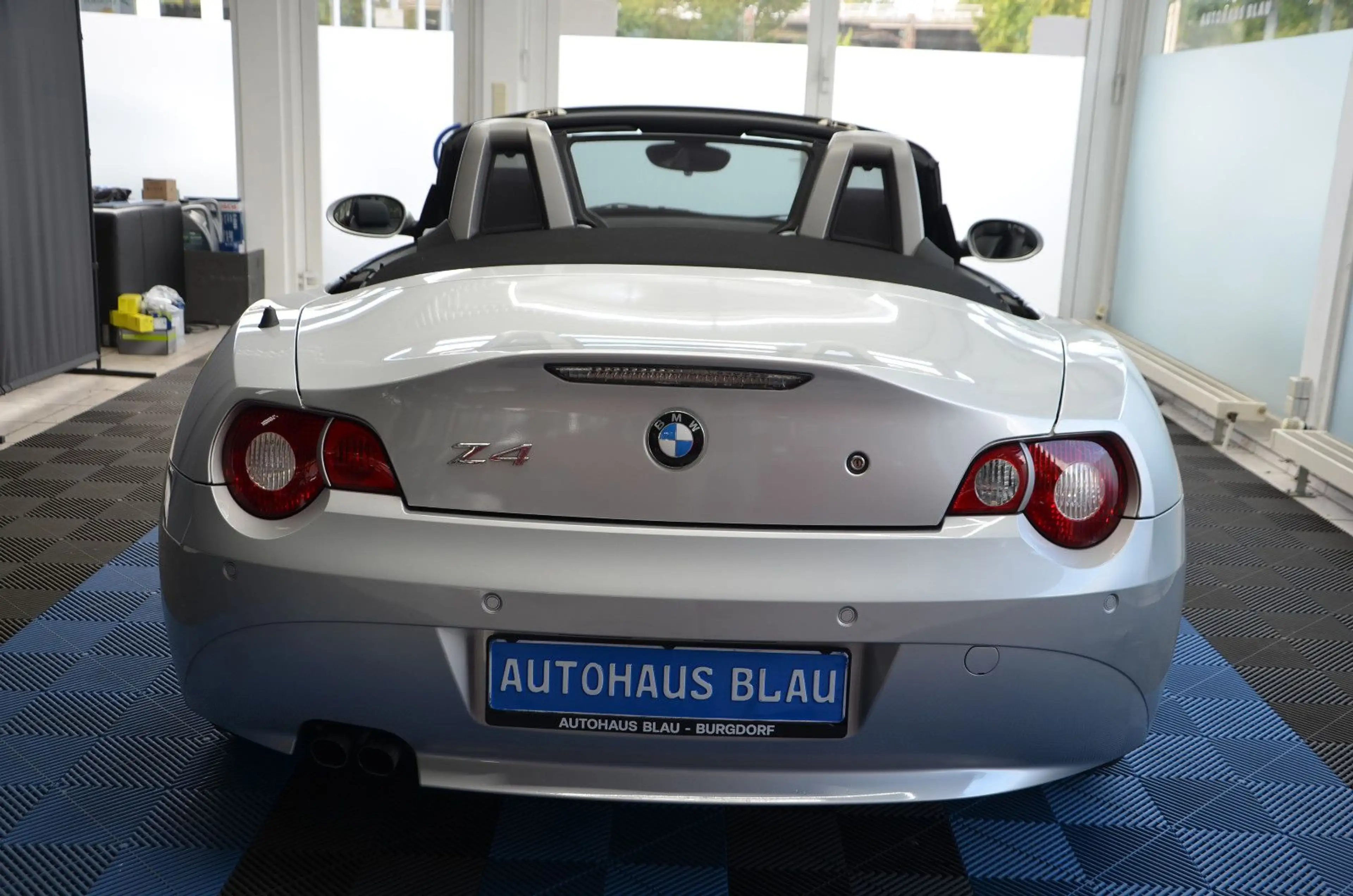 BMW Z4 2.2 i Roadster *LEDER*SITZHZG*PDC*ALLWETTER* — photo 5