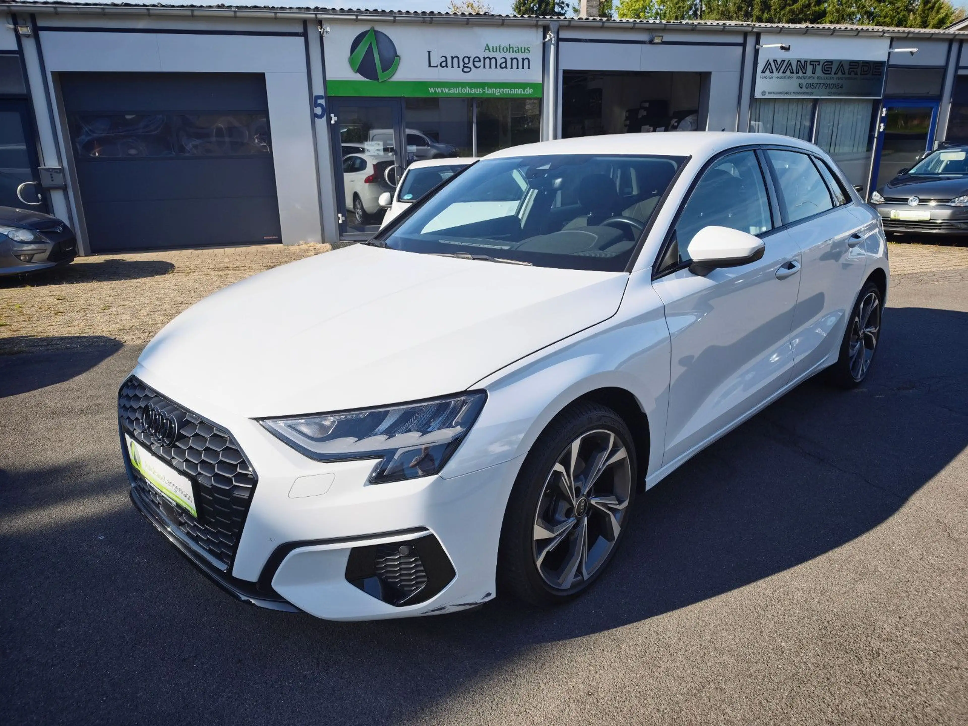 Audi A3 Sportback 30 g-tron advanced CNG LED NAVI APP