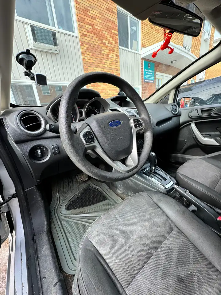 Ford Fiesta снимка Ford Fiesta