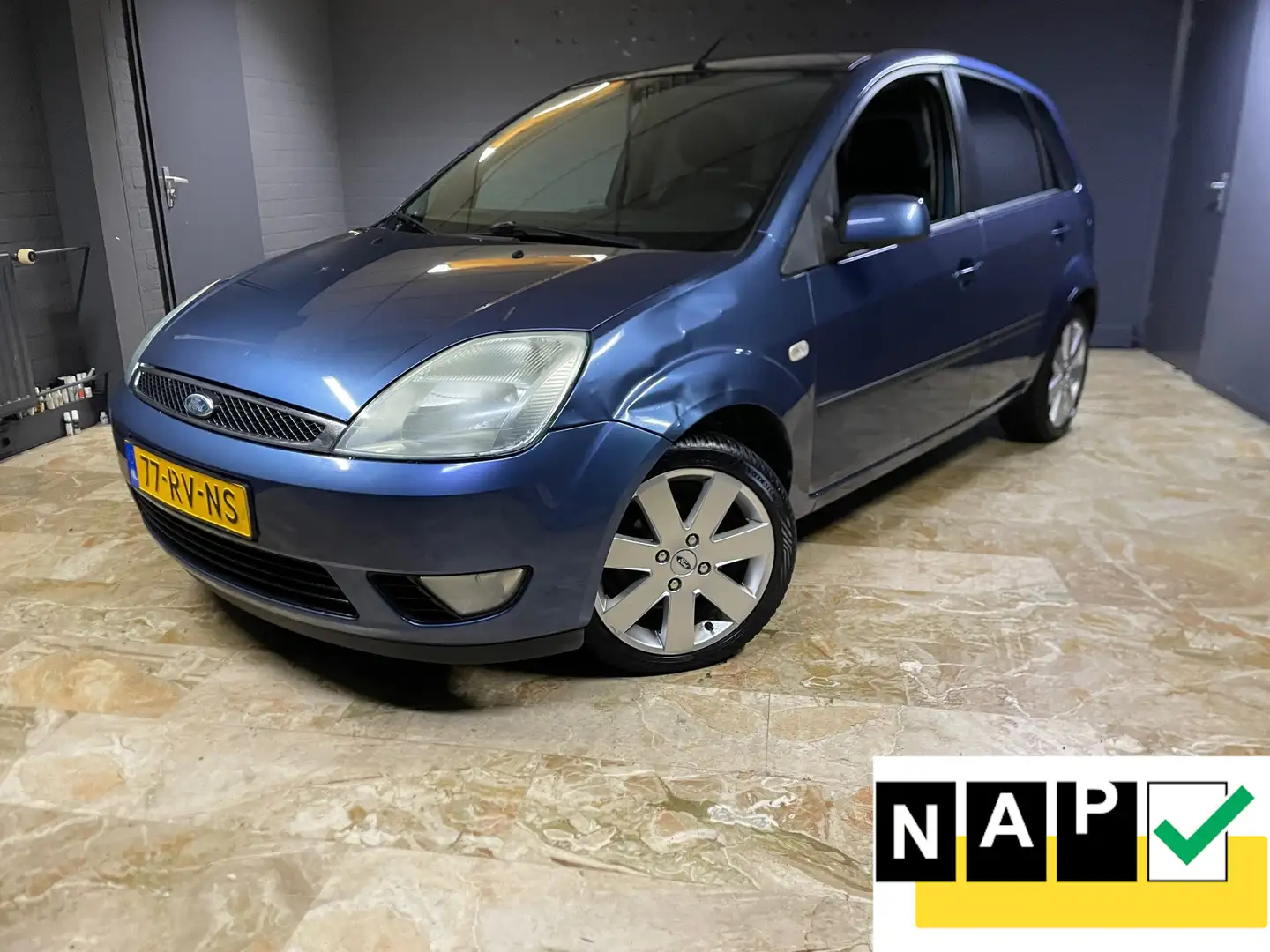 Ford Fiesta 1.3 Futura Airco Lm Velgen Bleu - 1