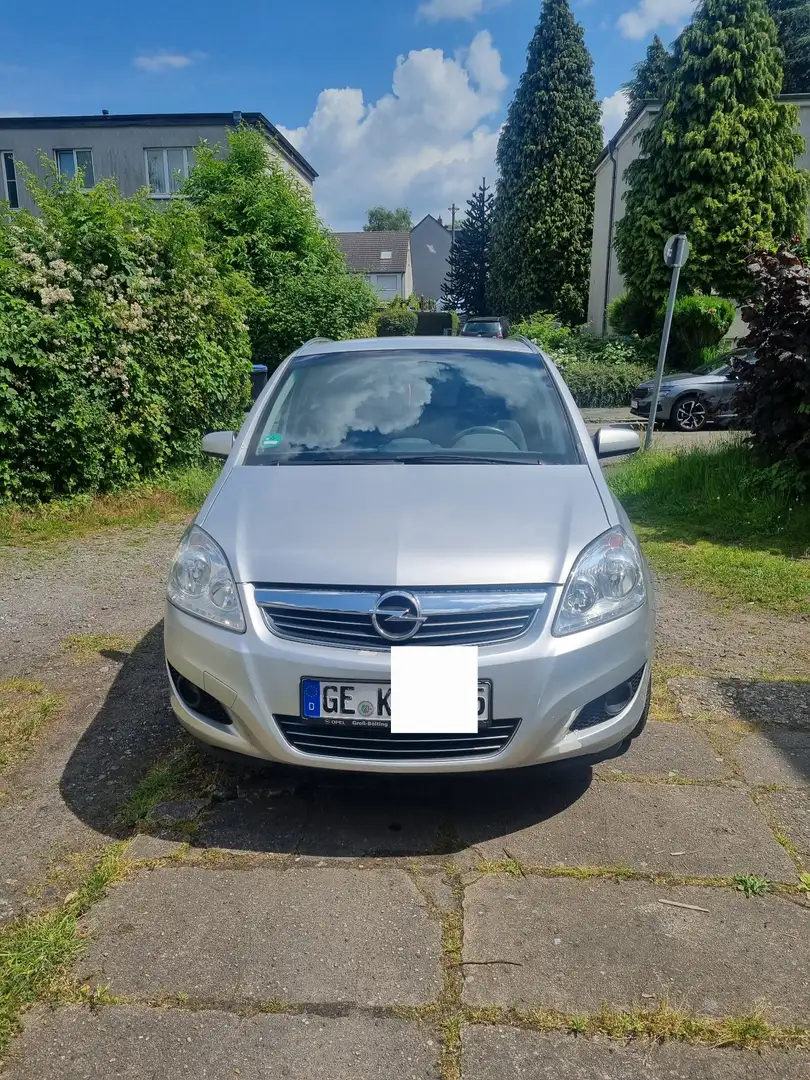 Opel Zafira Edition Grau - 2