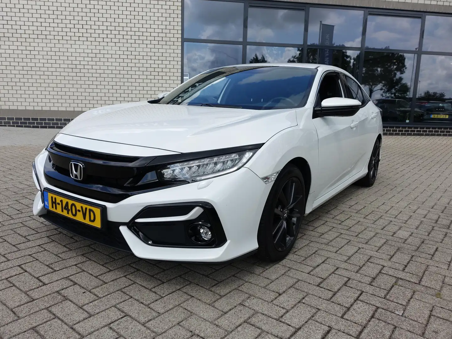 Honda Civic 1.0 i-VTEC CVT AUTOMAAT 5D Elegance 33.548 KM EROP Alb - 2