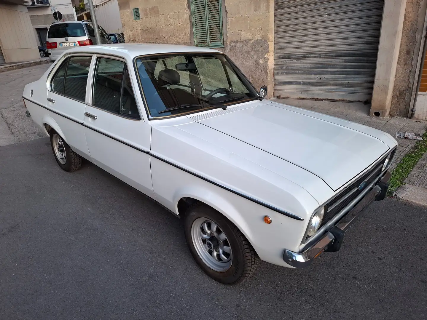 Ford Escort 4 porte - 2