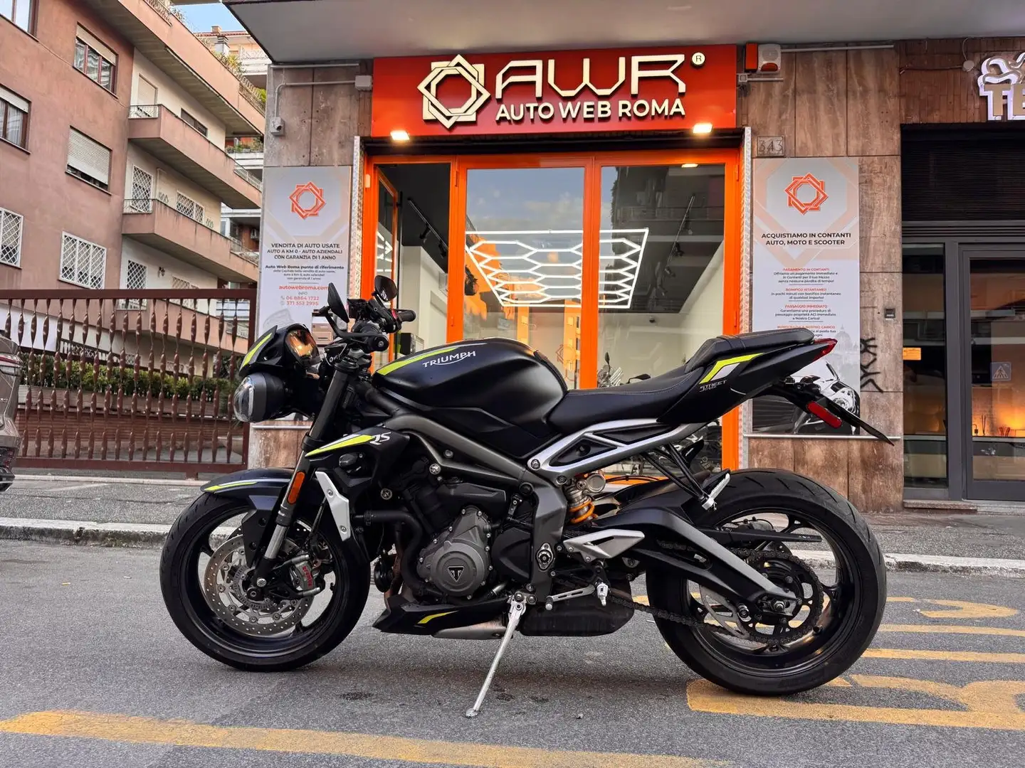 Triumph Street Triple RS Чёрный - 1