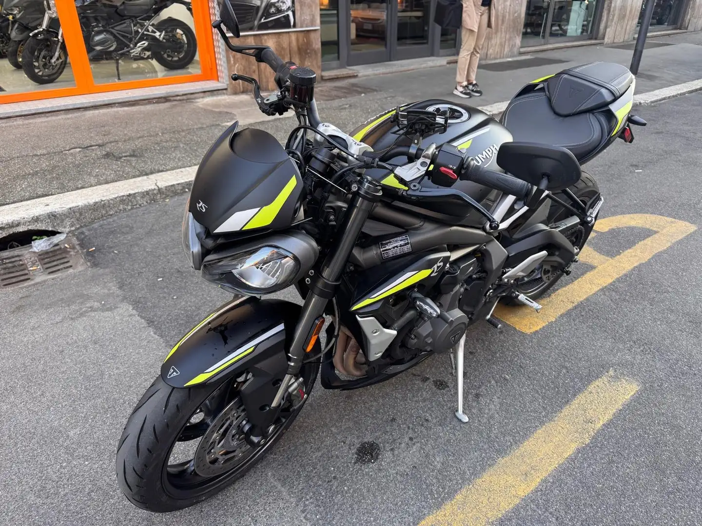 Triumph Street Triple RS Чёрный - 2