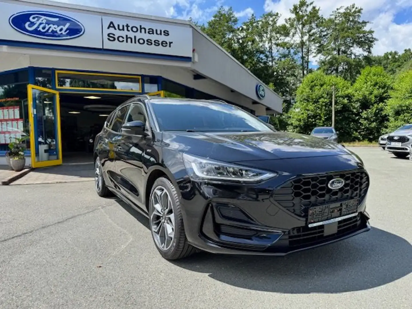 Ford Focus Turnier 1.0 ST-LINE X Winterpaket PDC + Kamera LED Schwarz - 1