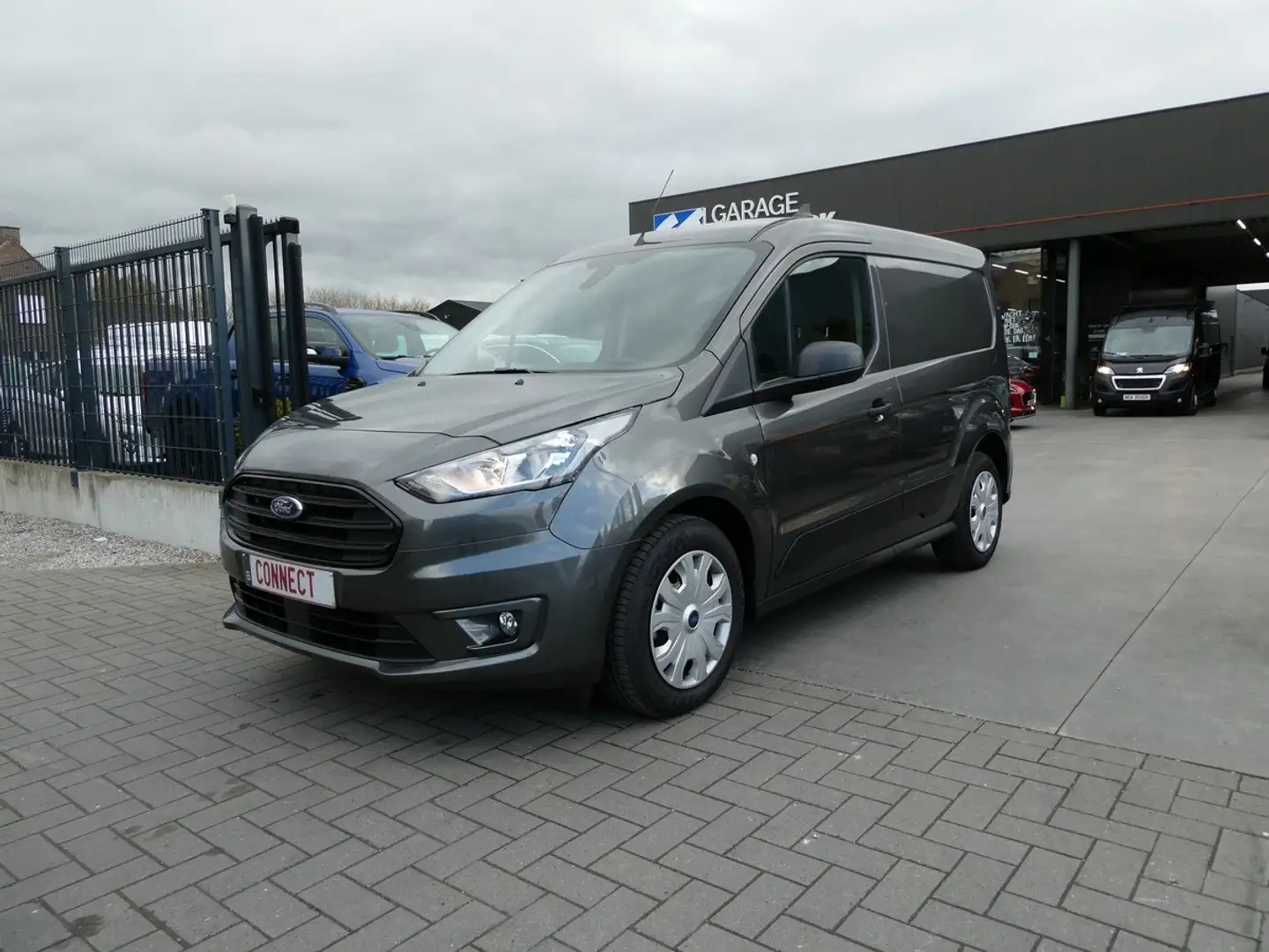 Ford Transit Connect 1.5 TDCi 100pk Trend STOCKWAGEN 01/2023 119km Szary - 2