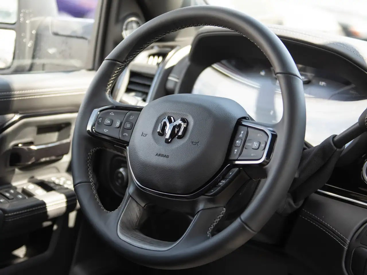RAM 3500 снимка RAM 3500