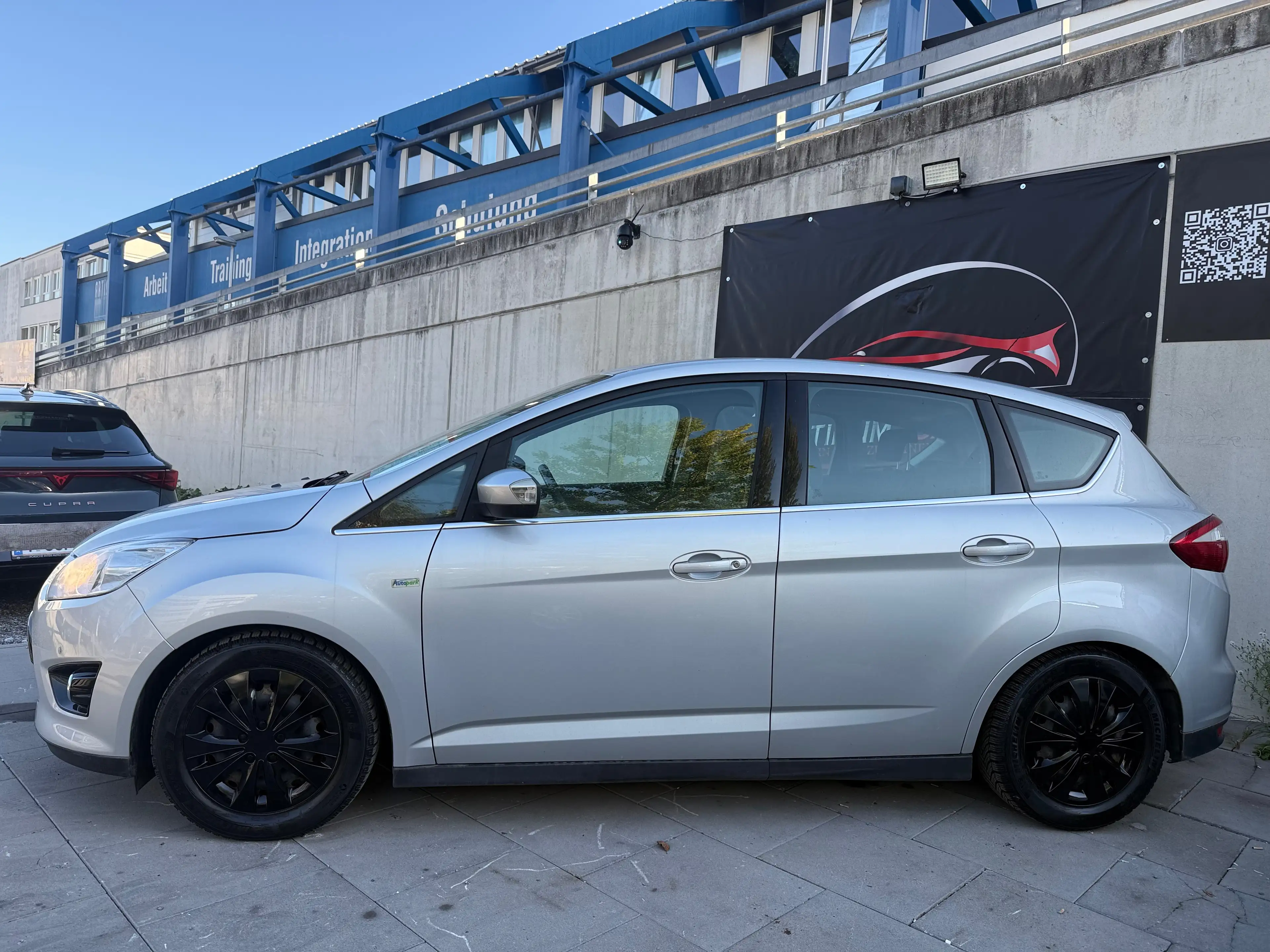 Ford C-Max Titanium — photo 7