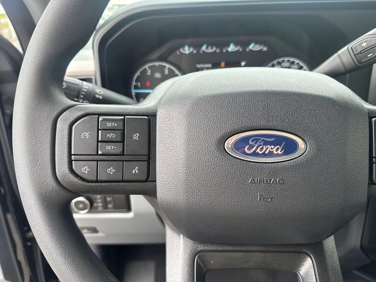 Ford F 350 photo Ford F 350