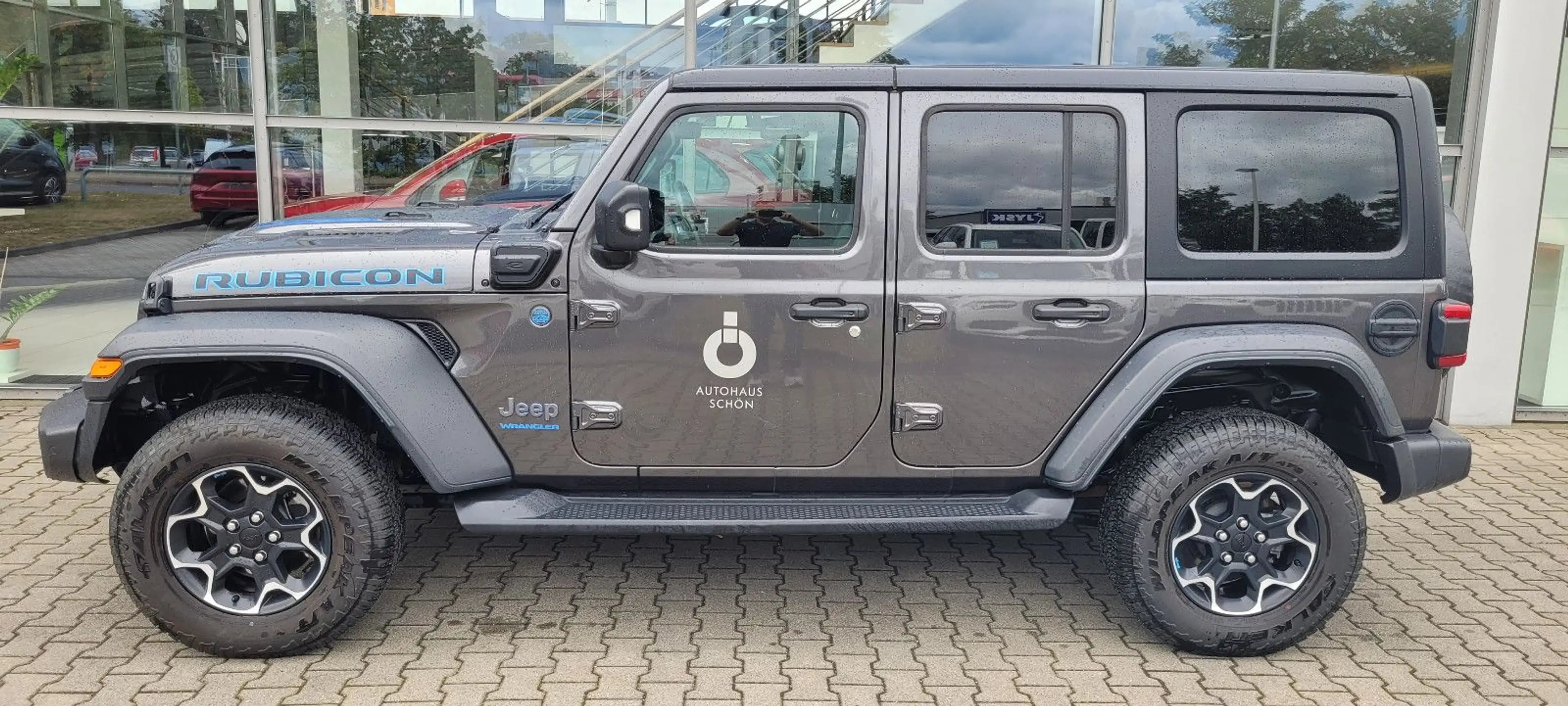 Jeep Wrangler Rubicon PHEV — photo 3