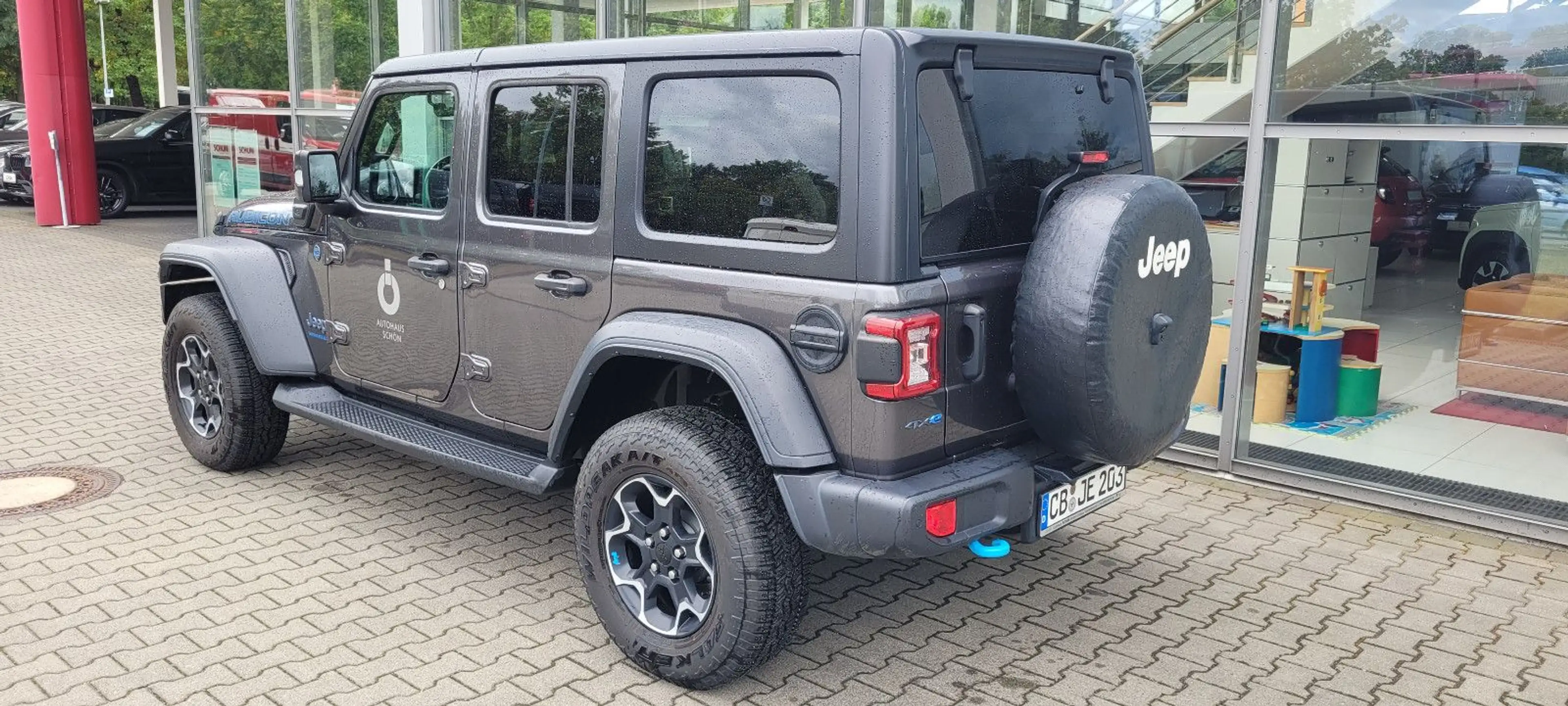 Jeep Wrangler Rubicon PHEV — photo 4