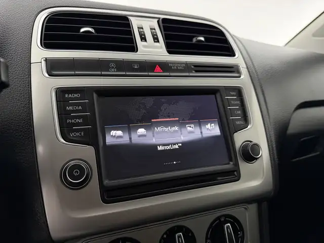 Volkswagen Polo view 26