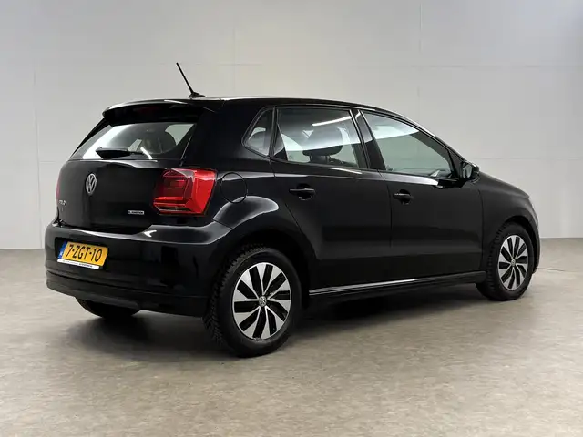 Volkswagen Polo view 12