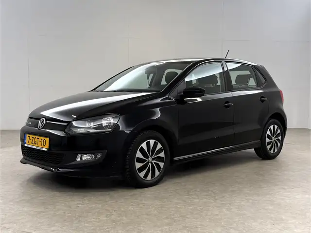Volkswagen Polo view 7