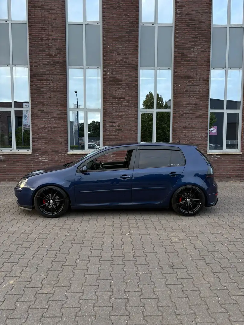Volkswagen Golf 1.6 FSI Sportline - 2