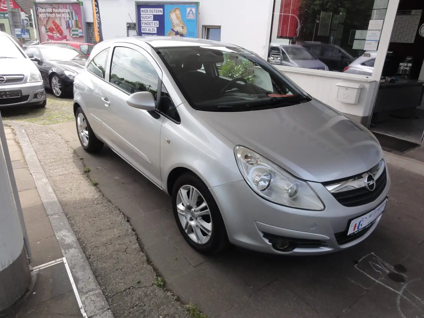 Opel Corsa Edition Grau - 2