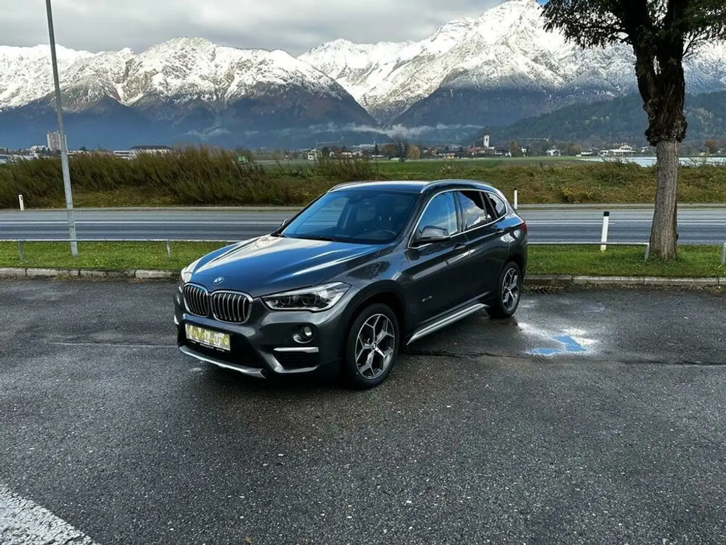 BMW X1 sDrive18i xLine Gris - 1