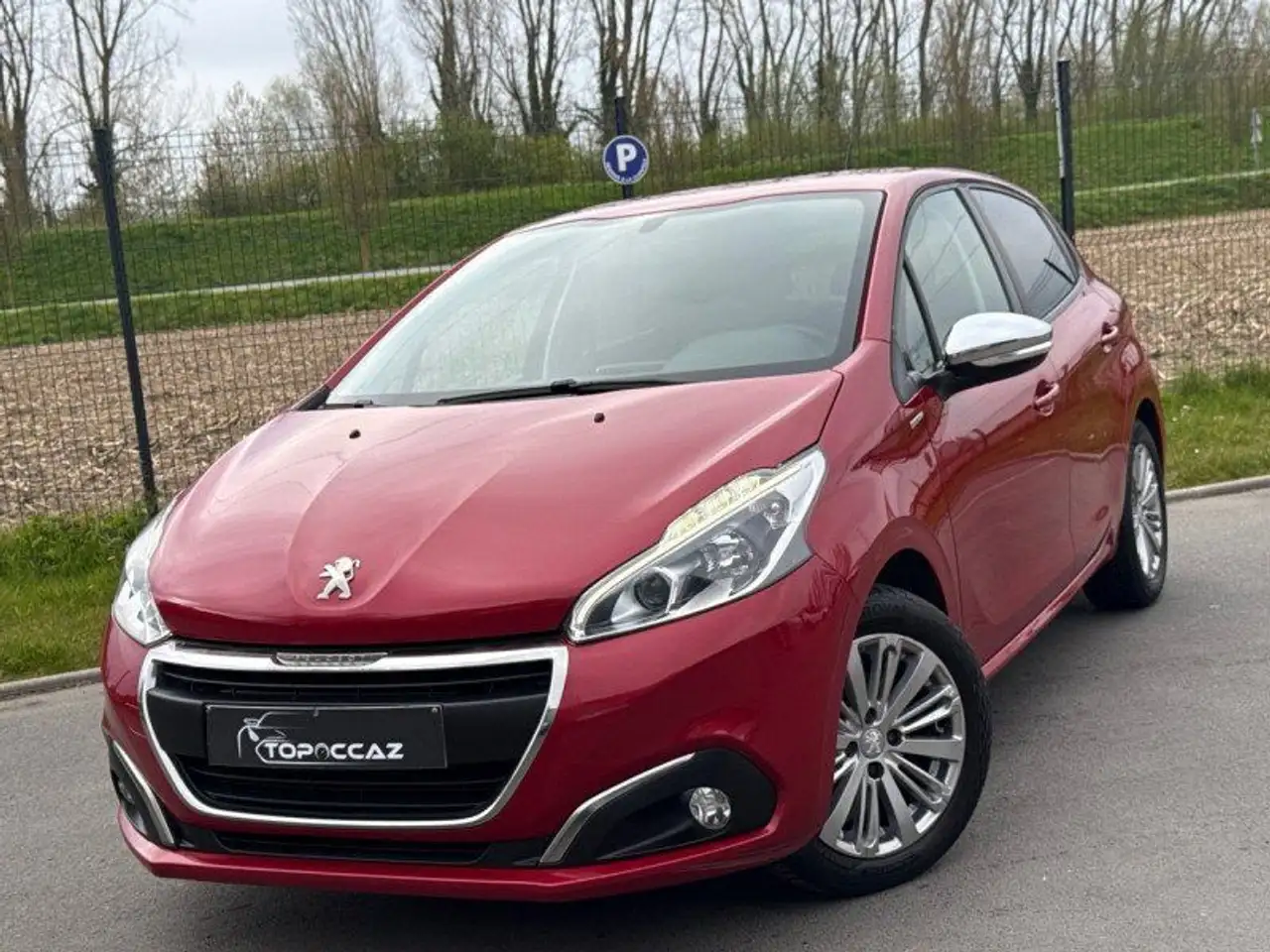 Peugeot 208 1.6 HDI 75CH STYLE 5P * 2018 * 1ERE MAIN
