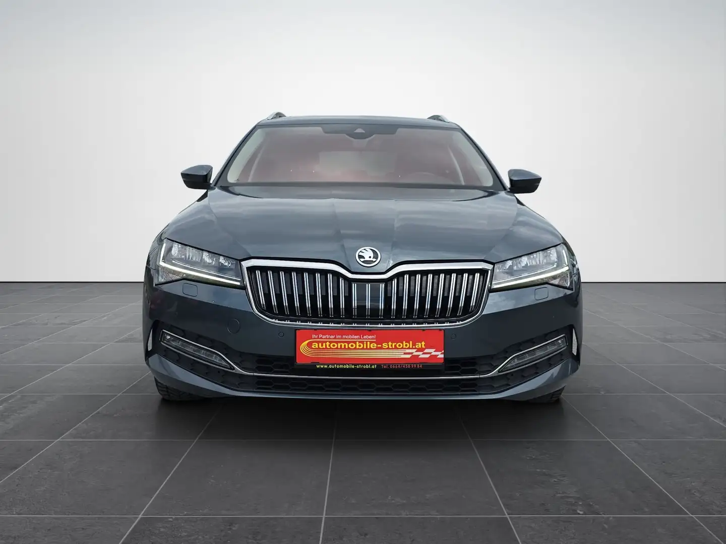 Skoda Superb TDI Style FACELIFT! DSG LED Memory GARANTIE Grau - 2