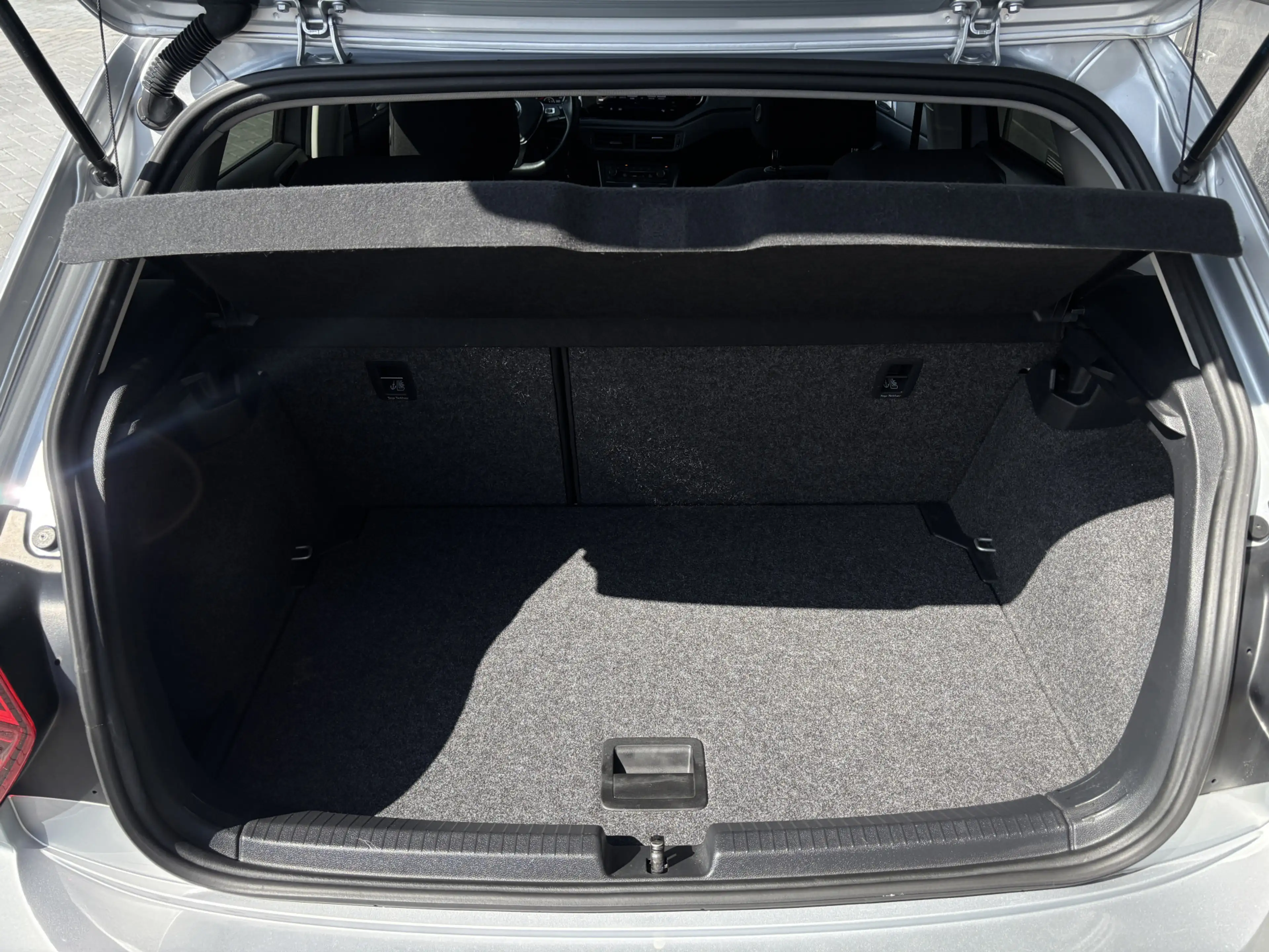 Volkswagen Polo 1.0 TSI Highline — photo 13