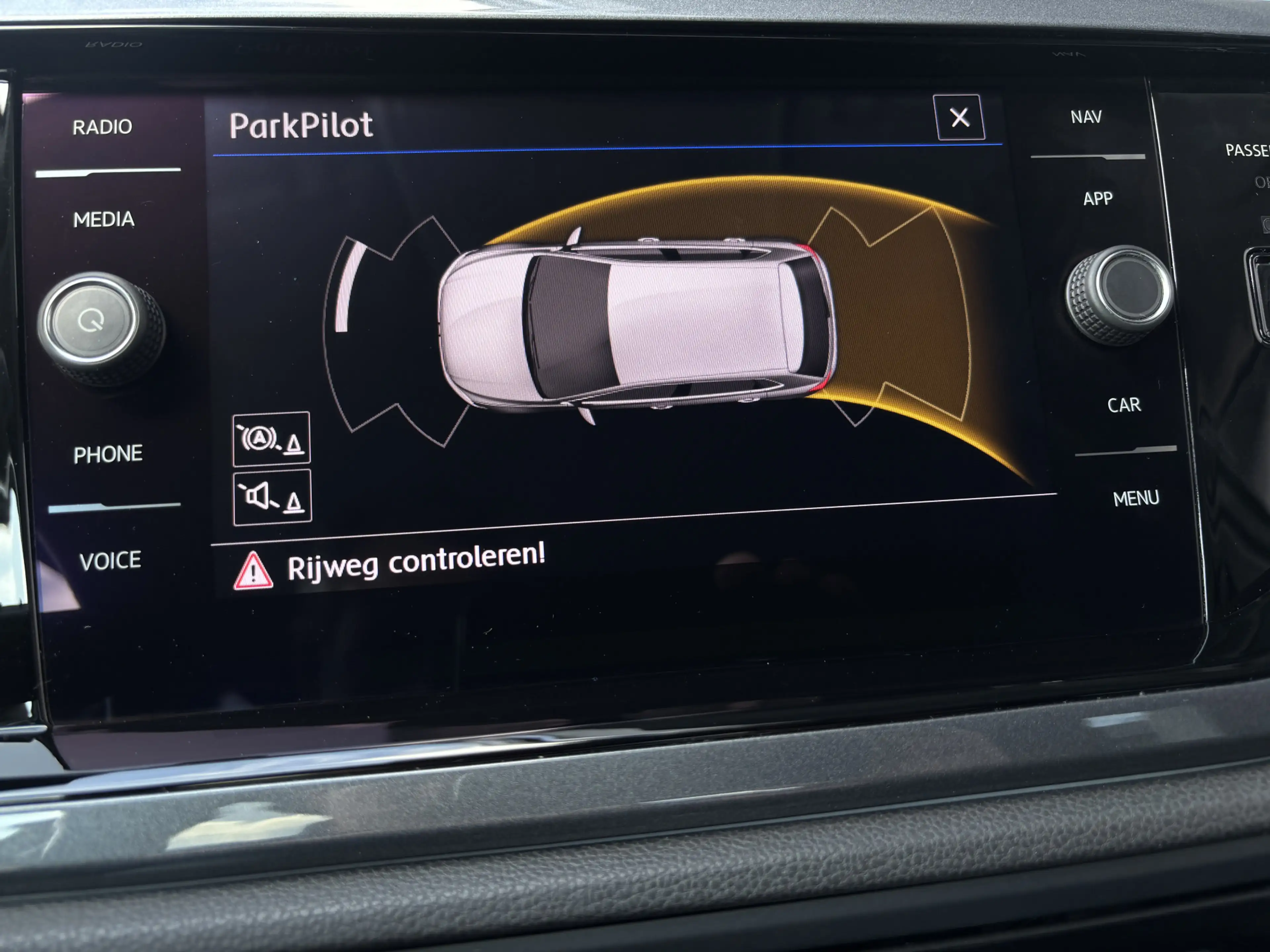 Volkswagen Polo 1.0 TSI Highline — photo 9