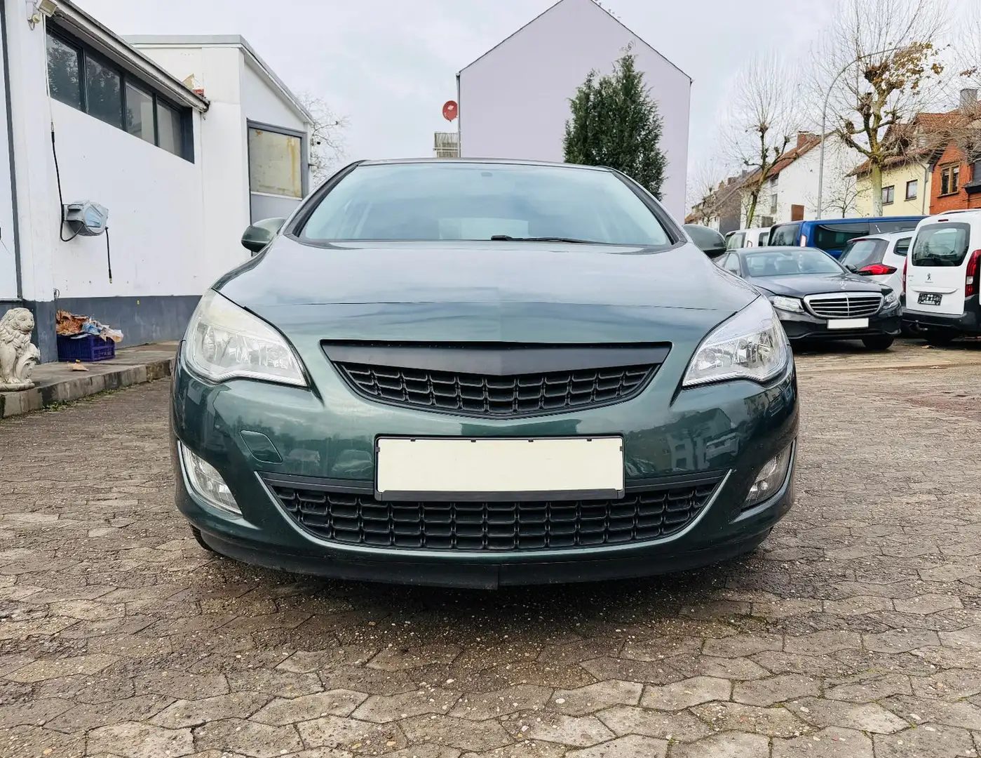 Opel Astra J 1.3 CDTi Limousine Design Edition Klima Grün - 2