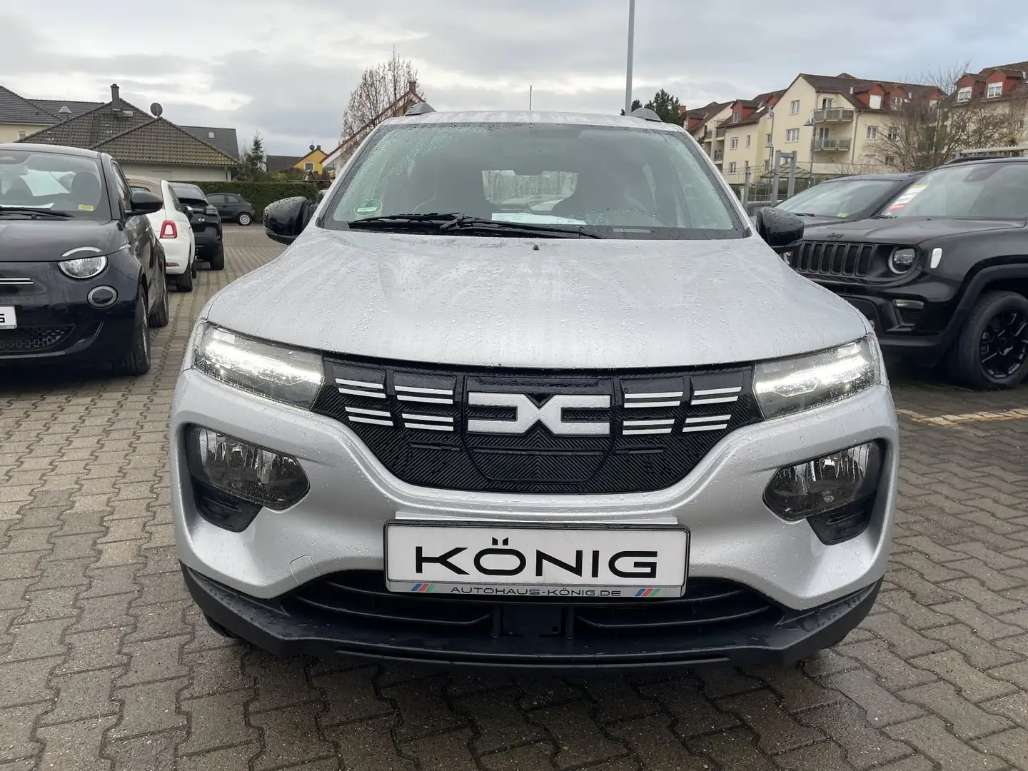 Dacia Spring Electric Essential Silber - 2