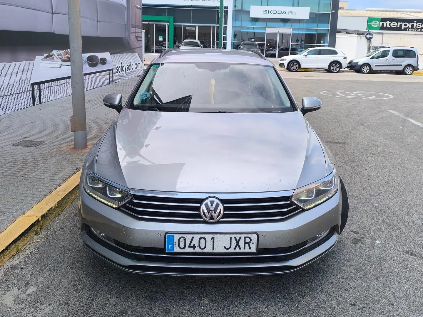 Volkswagen Passat Variant Passat Variant 2.0TDI BMT Advance 4M 110kW Advance Plateado - 2