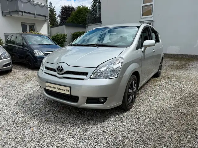 Toyota Corolla Verso 1.8 *TÜV NEU*7SITZER*AUTOMAIK*